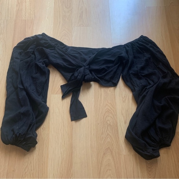 ALL THAT REMAINS valentine top black linen size 10 Med balloon sleeve tie front - Picture 10 of 15